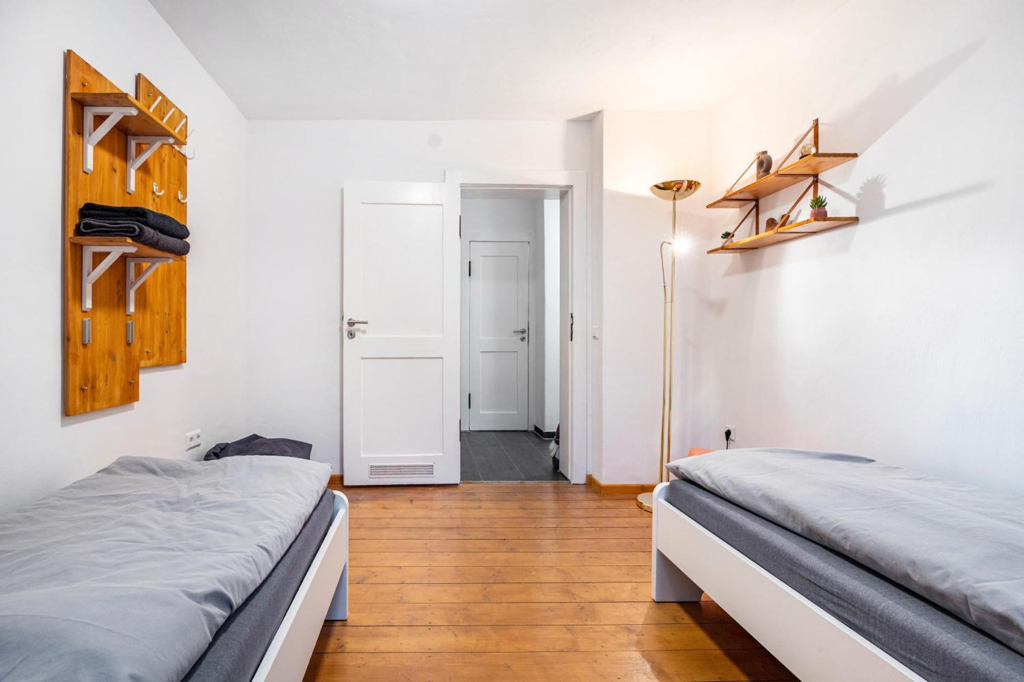 Egli Apartment *